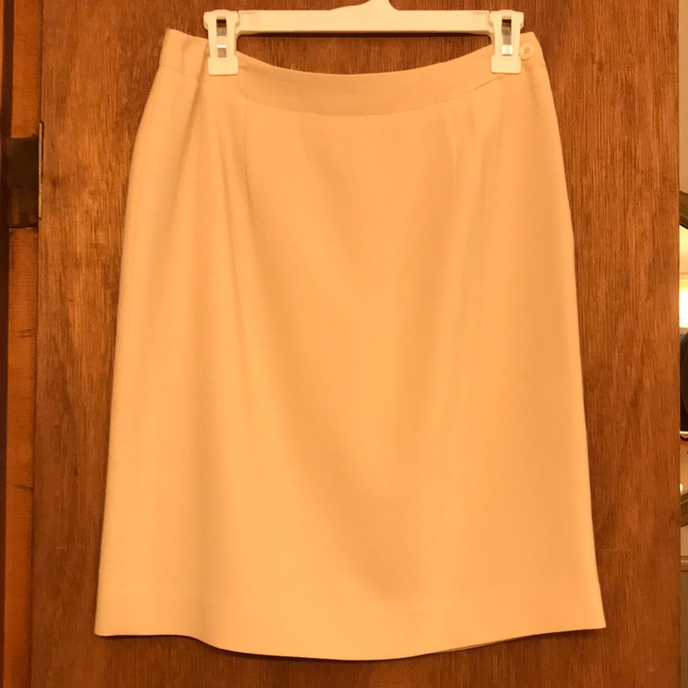 Ivory business skirt